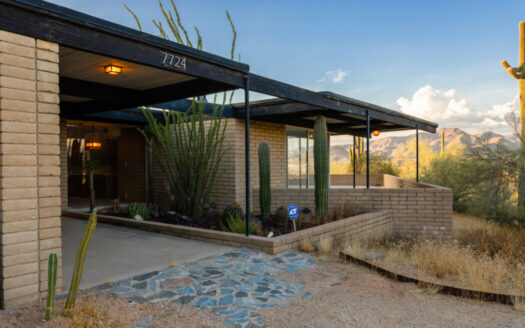 Carefree AZ mid century modern home for sale